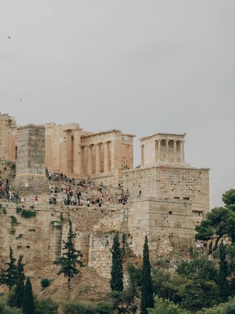 Braderie du patrimoine culturel grec !!!